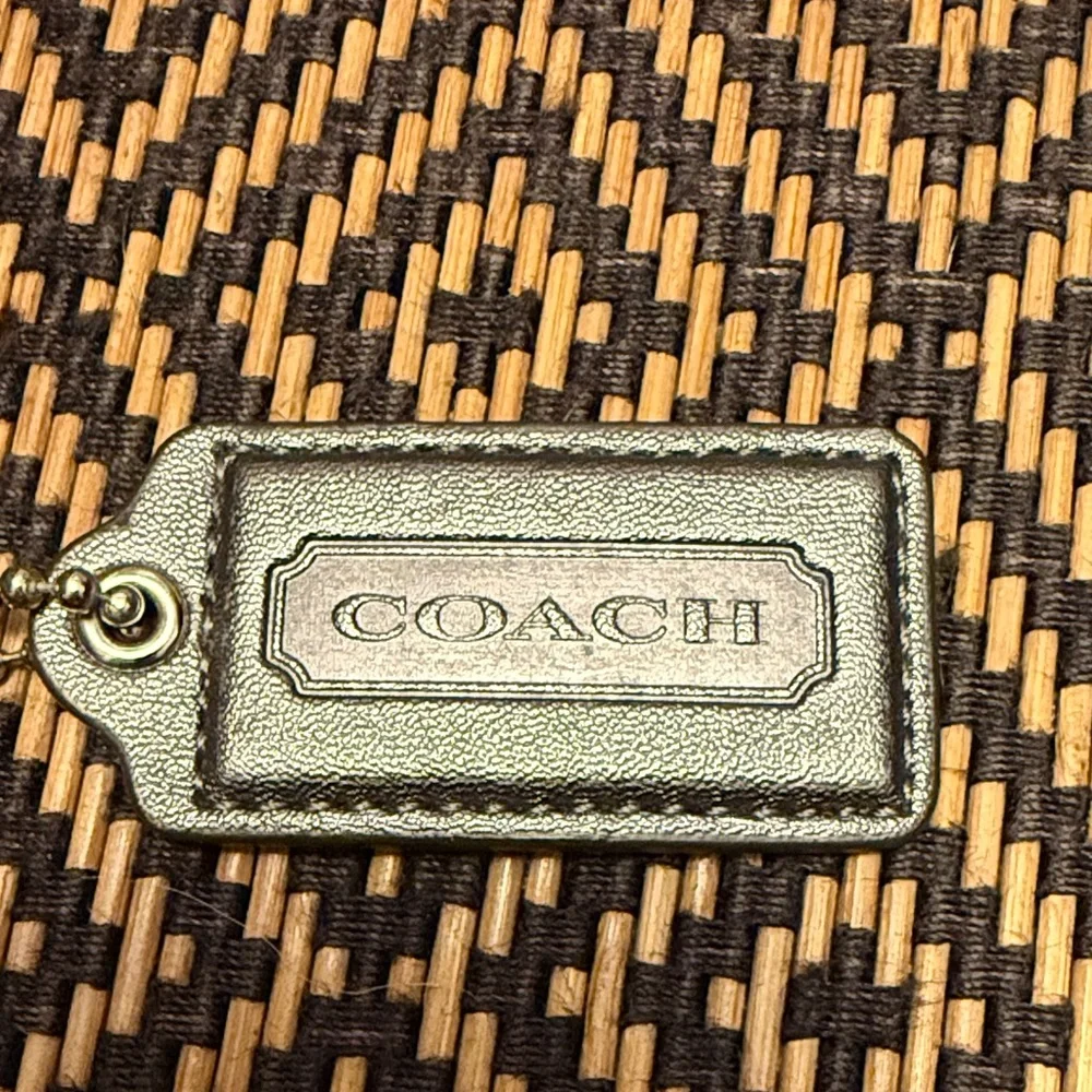 Vintage Y2K Coach metallic silver pewter leather Hangtag with nickel ballchain
